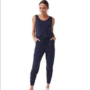 Pact All-day jumpsuit EUC navy blue